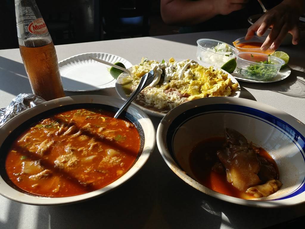 La Tiendita | restaurant | 114 Avenida Victoria, San Clemente, CA 92672, USA | 9493662924 OR +1 949-366-2924