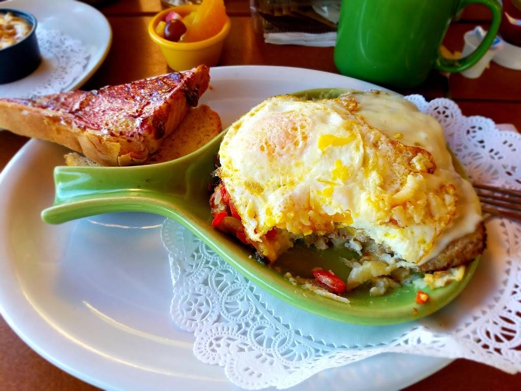 Skillets | restaurant | 5461 Airport-Pulling Rd, Naples, FL 34109, USA | 2395661999 OR +1 239-566-1999