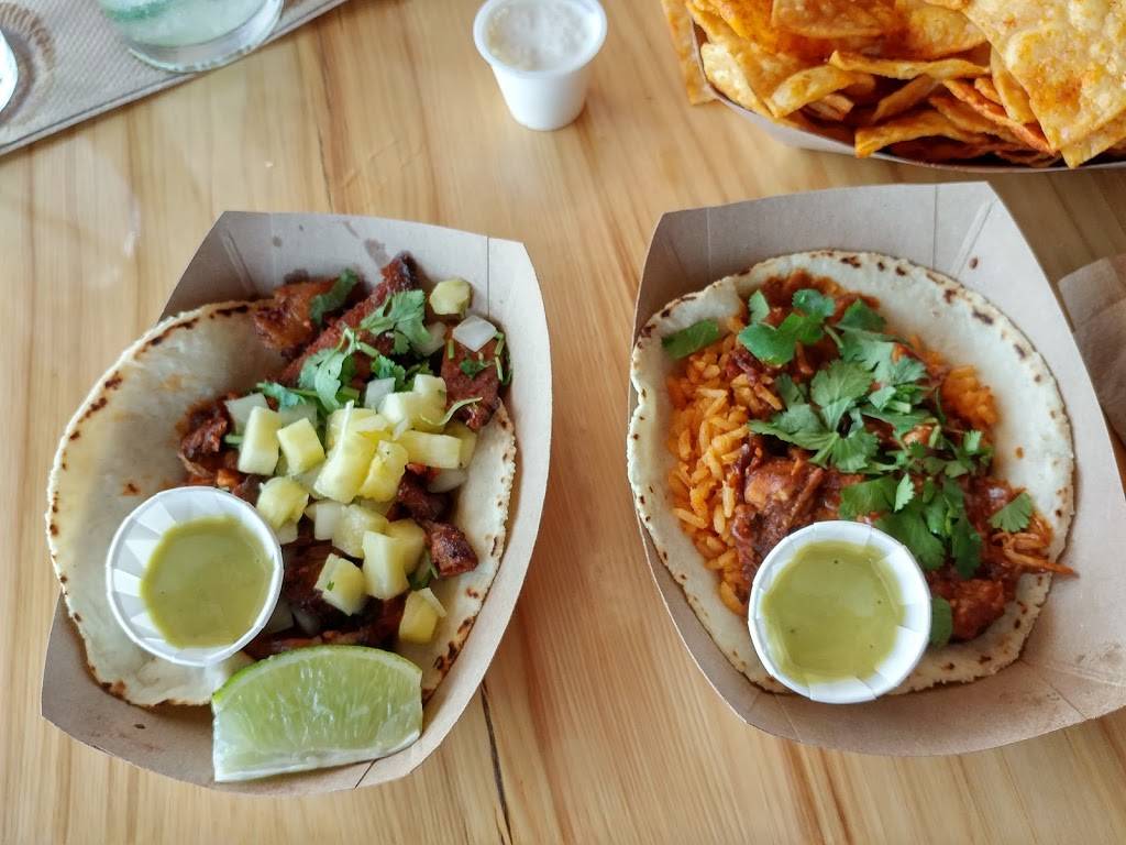 Taco Flats | restaurant | 5520 Burnet Rd #101, Austin, TX 78756, USA | 5122848352 OR +1 512-284-8352