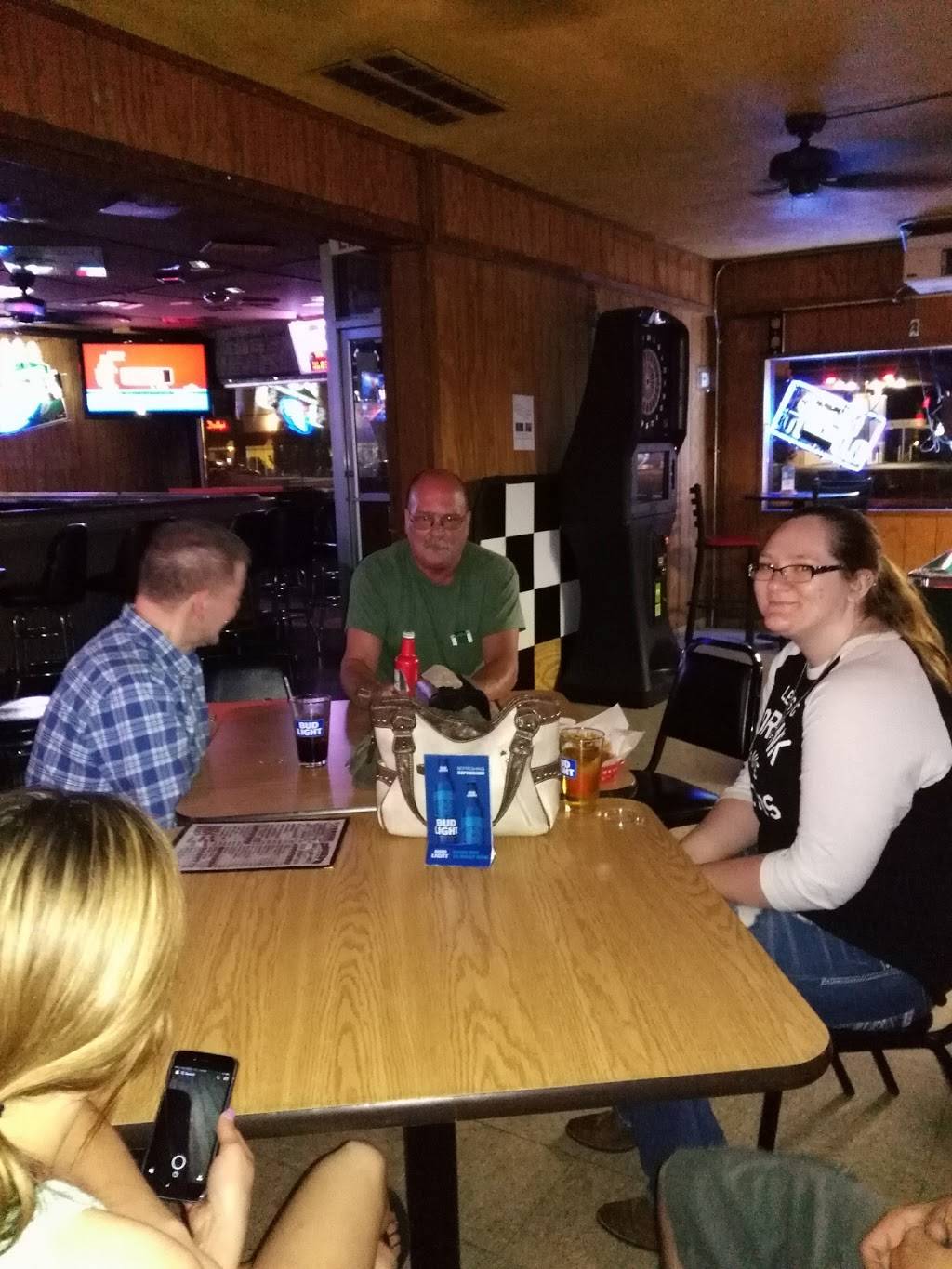 Rockys Bar & Grill | restaurant | 5314 N 2nd St, Loves Park, IL 61111, USA | 8158770378 OR +1 815-877-0378