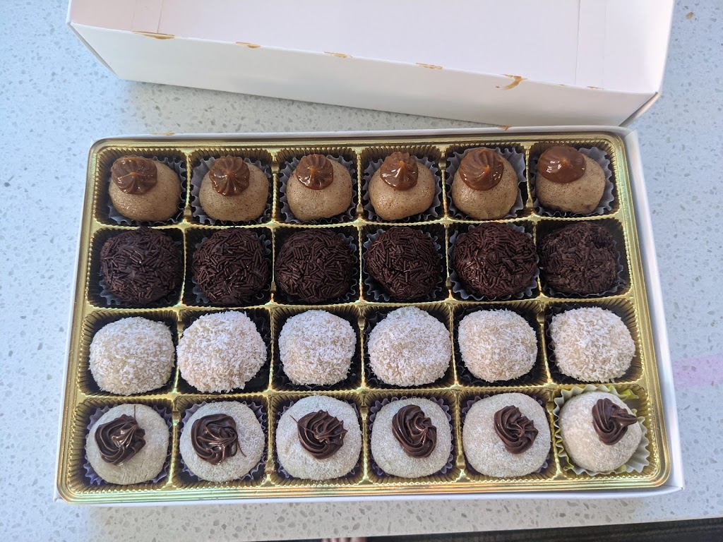 Coxinha Store: House Of Golden Bites | restaurant | 4150 Mission Blvd Suite 113, San Diego, CA 92109, USA | 8584123309 OR +1 858-412-3309