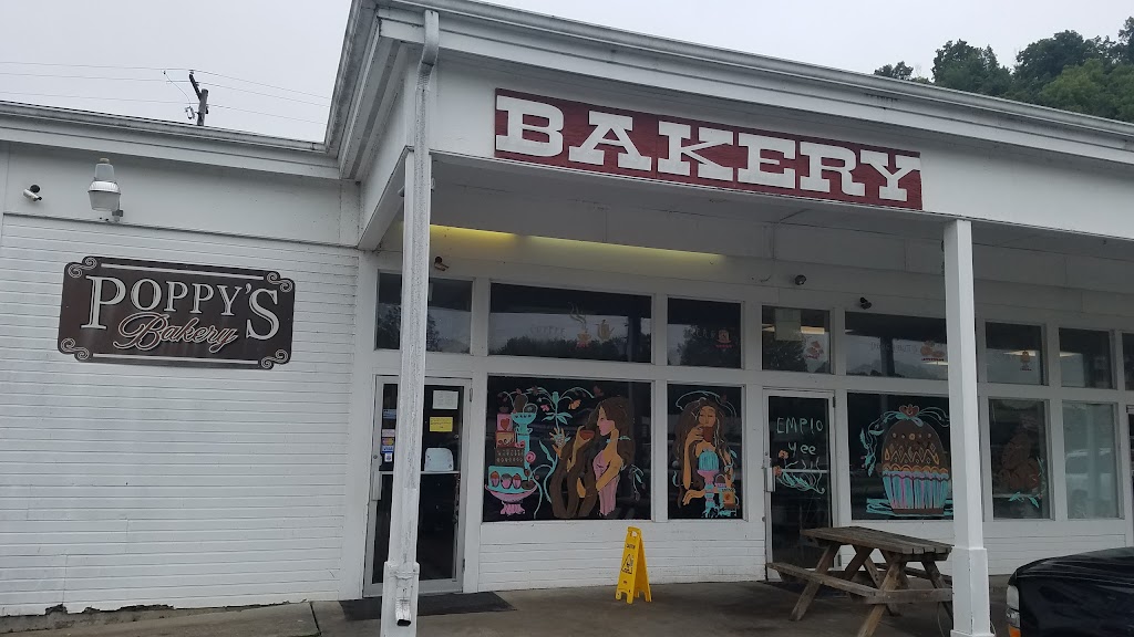 Poppys Bakery | bakery | 865 Wilkinson Blvd A, Frankfort, KY 40601, USA | 5028755535 OR +1 502-875-5535