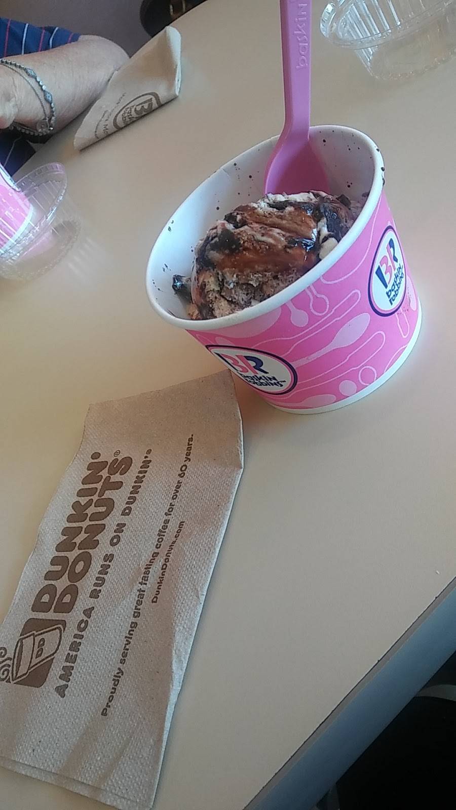 Dunkin Donuts | cafe | 5227 Ehrlich Rd, Tampa, FL 33624, USA | 8139683100 OR +1 813-968-3100