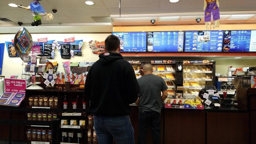 Dunkin Donuts | cafe | 5150 W Touhy Ave, Skokie, IL 60077, USA | 8479820000 OR +1 847-982-0000