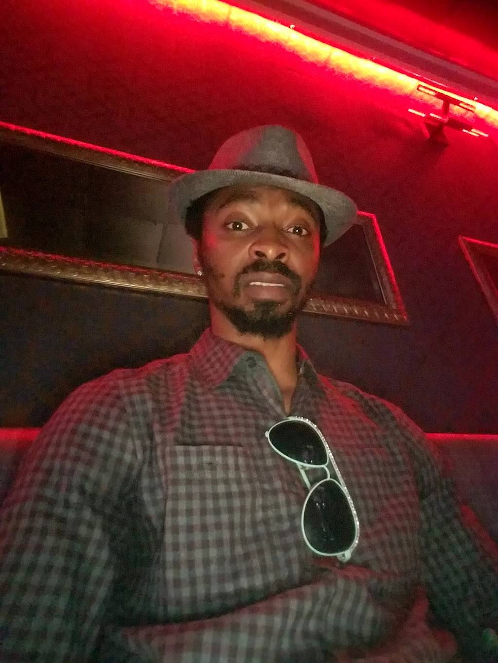 FLEX LOUNGE | restaurant | 3671 N Decatur Rd, Decatur, GA 30032, USA | 4042173935 OR +1 404-217-3935