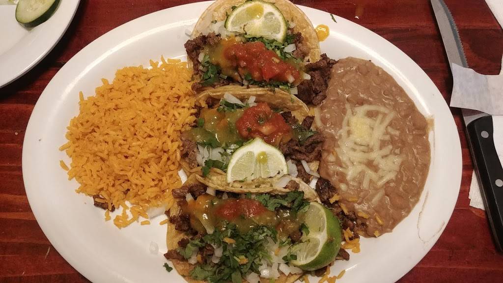 El Gordo Mexican Restaurant | restaurant | 929 Front St, McHenry, IL 60050, USA | 8153442804 OR +1 815-344-2804