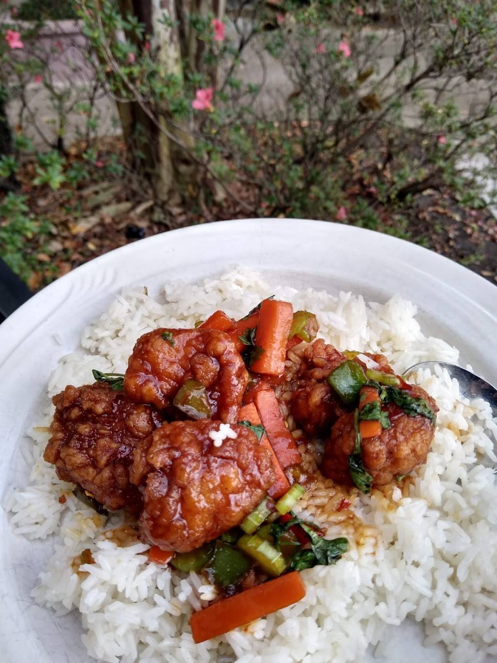 La Bella Luna | restaurant | 4886 New Broad St, Orlando, FL 32814, USA | 4078950025 OR +1 407-895-0025