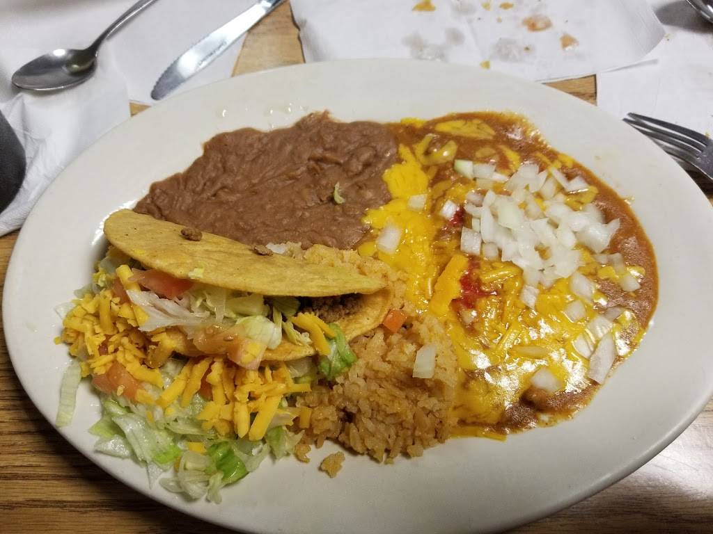 Marisol Restaurant | restaurant | 508 N Storts St, Poth, TX 78147, USA | 8304842428 OR +1 830-484-2428