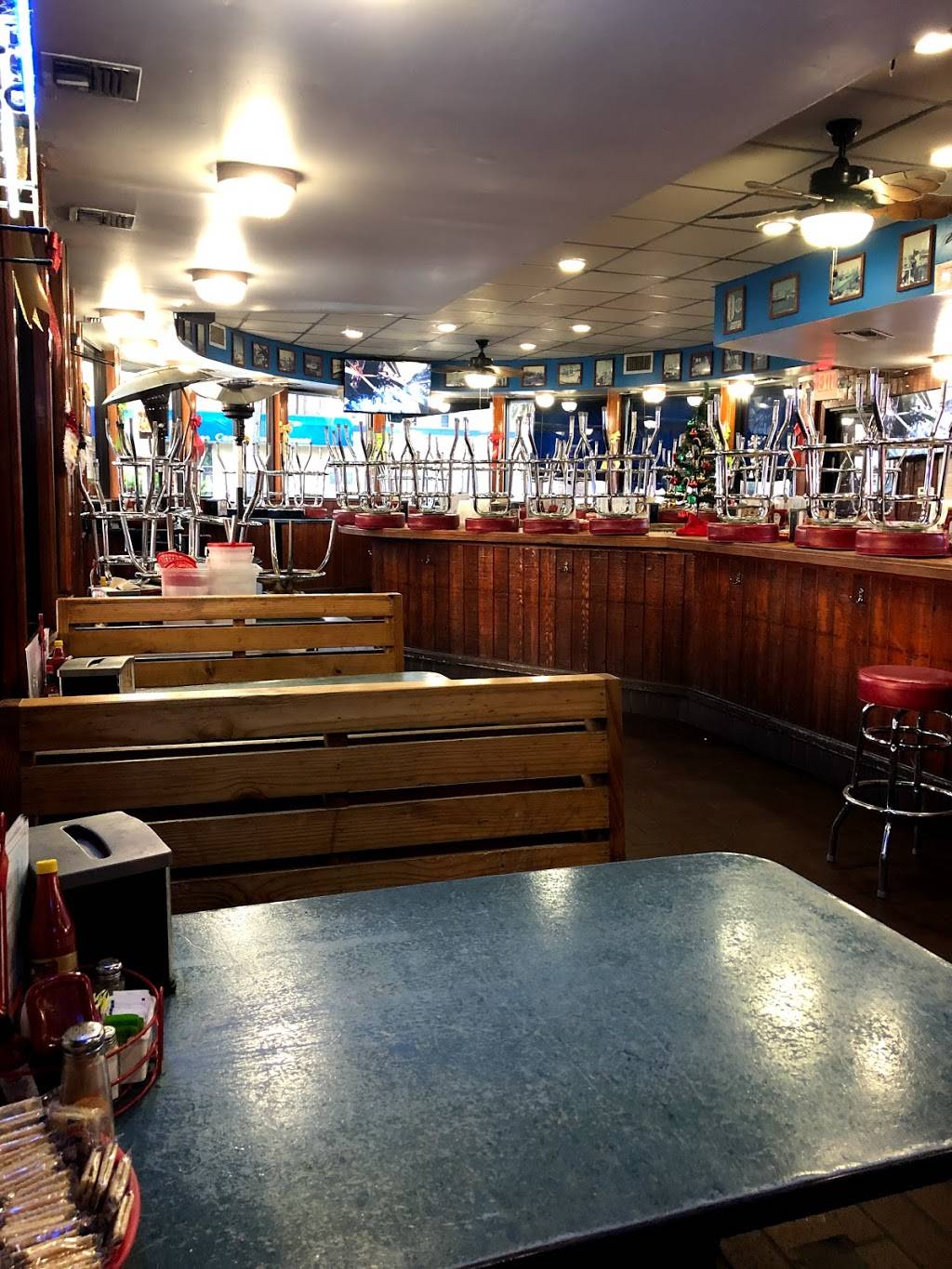 Capt. Bennys Seafood | restaurant | 8506 S Main St, Houston, TX 77025, USA | 7136665469 OR +1 713-666-5469