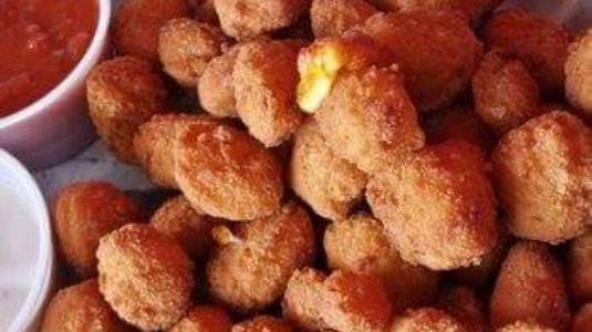 Pub II | restaurant | 102 N Linden St, Normal, IL 61761, USA | 3094520699 OR +1 309-452-0699