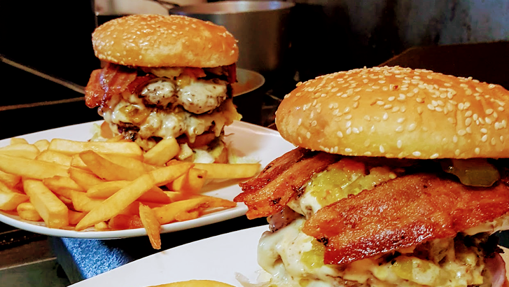 La Mexicana Restaurant | restaurant | 1105 Tom Foy Blvd, Bayard, NM 88023, USA | 5755374980 OR +1 575-537-4980