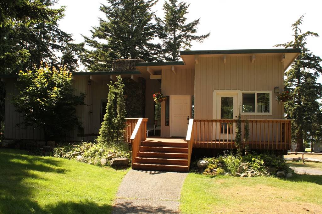 Lopez Islander Resort and Marina | night club | 2864 Fisherman Bay Rd, Lopez Island, WA 98261, USA | 3604682233 OR +1 360-468-2233