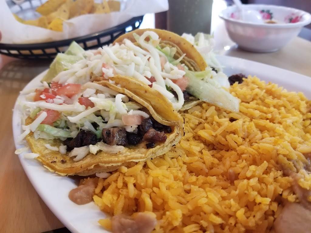 Dona Natys Taco | restaurant | 1815 W Chicago Ave, Chicago, IL 60622, USA | 3122432209 OR +1 312-243-2209