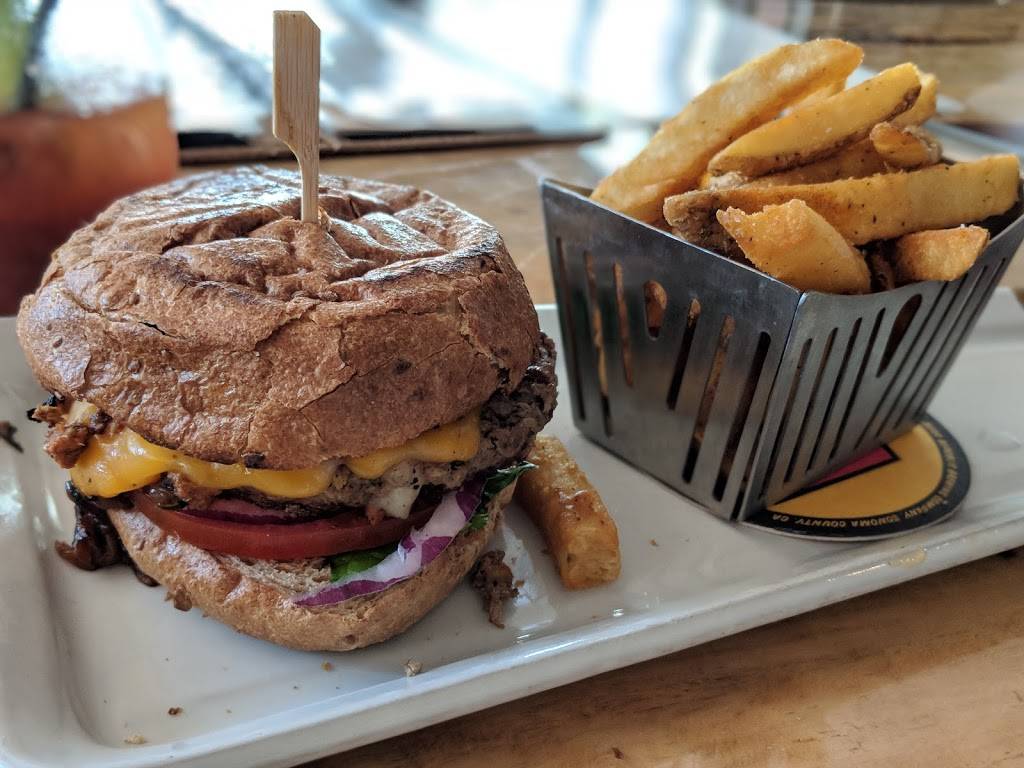 The Corner Drafthouse | restaurant | 495 Laurel St, San Diego, CA 92101, USA | 6192552631 OR +1 619-255-2631