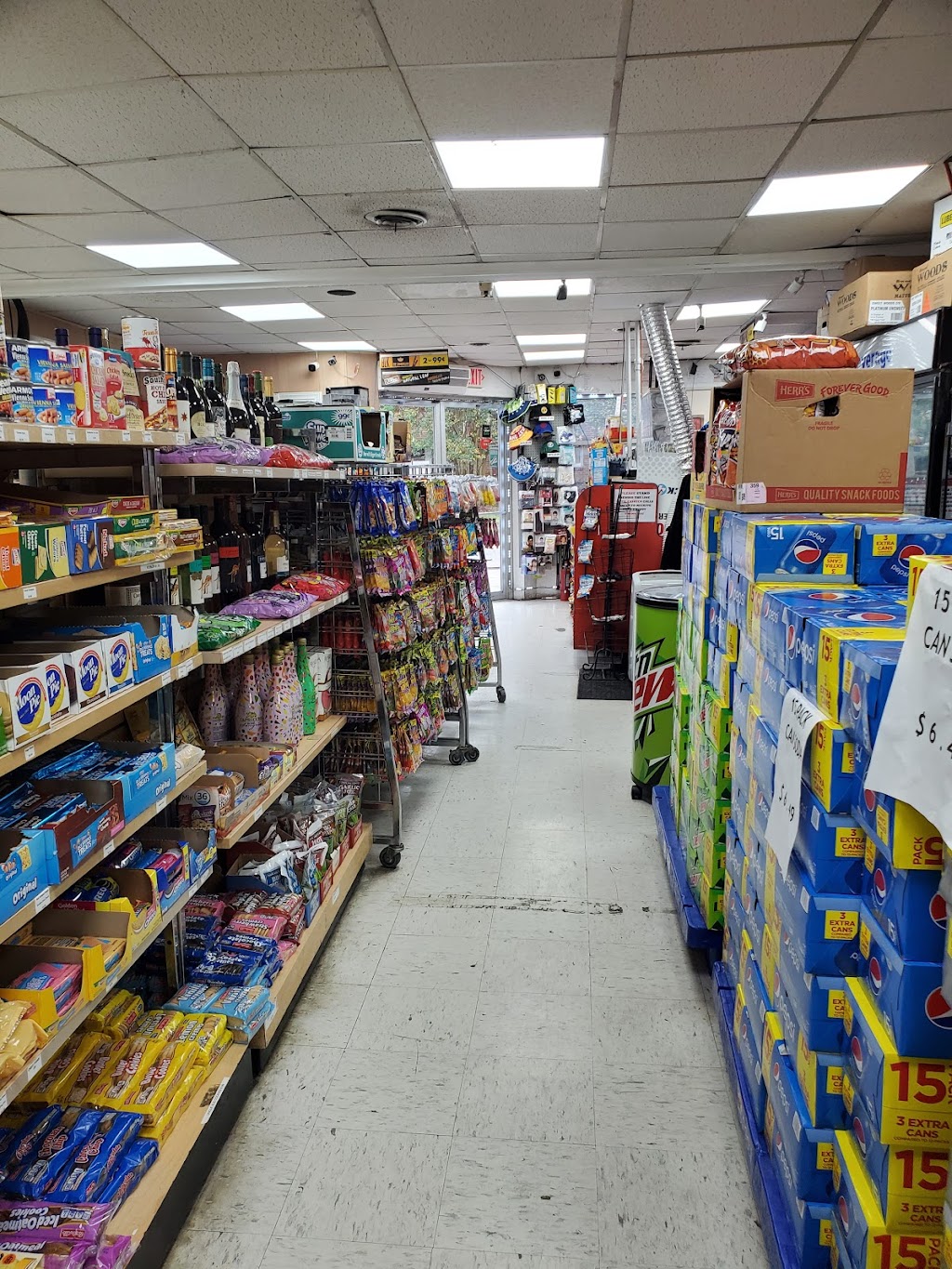 Ding Wing | restaurant | 608 E Washington St, Suffolk, VA 23434, USA | 7575395300 OR +1 757-539-5300