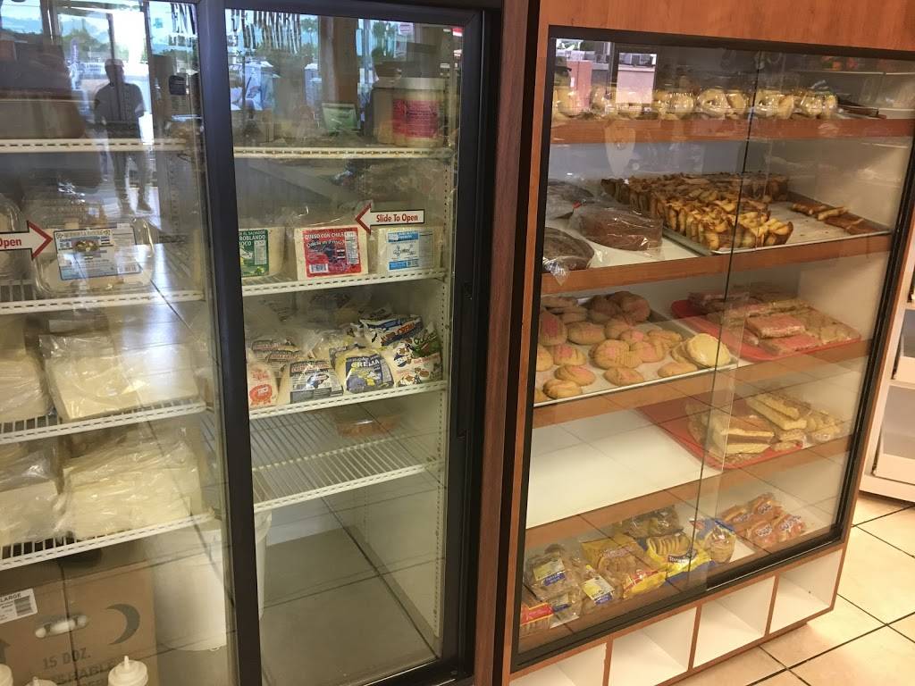 Tienda y Restaurant Lilis | restaurant | 417 S Belt Line Rd, Grand Prairie, TX 75051, USA | 9726421113 OR +1 972-642-1113