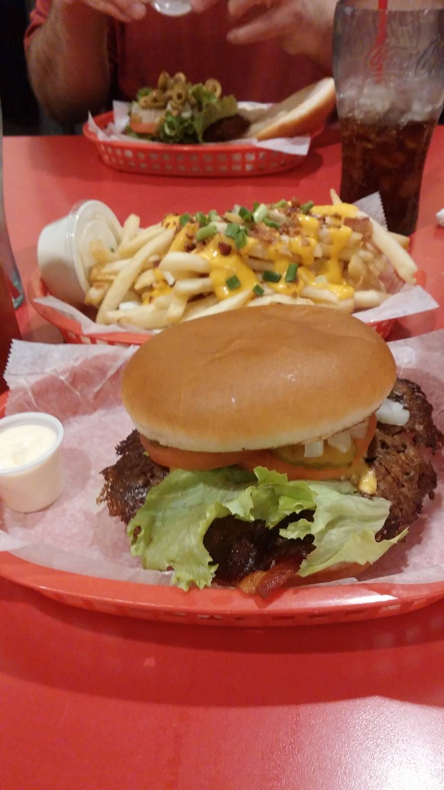 Schoops Hamburgers | restaurant | 2816 Calumet Ave, Valparaiso, IN 46383, USA | 2194642996 OR +1 219-464-2996