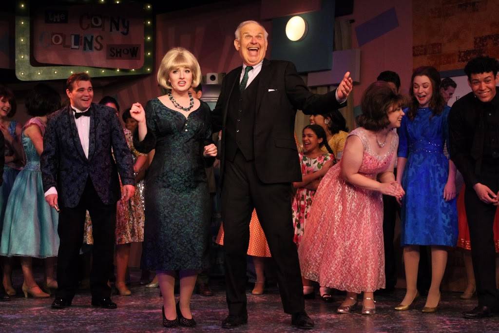 Roger Rockas Dinner Theater | restaurant | 1226 N Wishon Ave, Fresno, CA 93728, USA | 5592669494 OR +1 559-266-9494