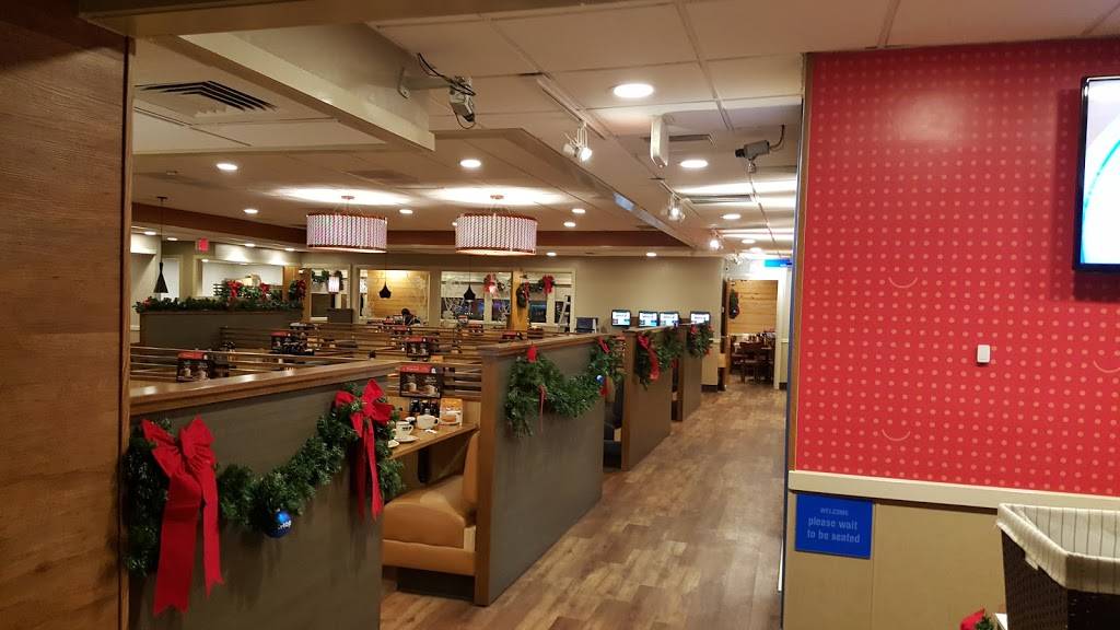 IHOP | restaurant | 933 N Central Expy, Plano, TX 75075, USA | 9724227770 OR +1 972-422-7770