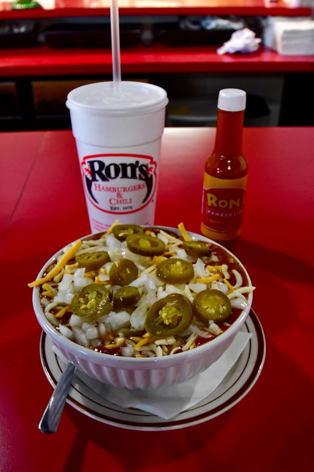 Rons Hamburgers & Chili | restaurant | 1105 W Cherokee St, Wagoner, OK 74467, USA | 9184857667 OR +1 918-485-7667