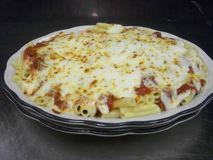 Dennis Spaghetti & Steak House | restaurant | 3356 Western Branch Blvd, Chesapeake, VA 23321, USA | 7574839038 OR +1 757-483-9038