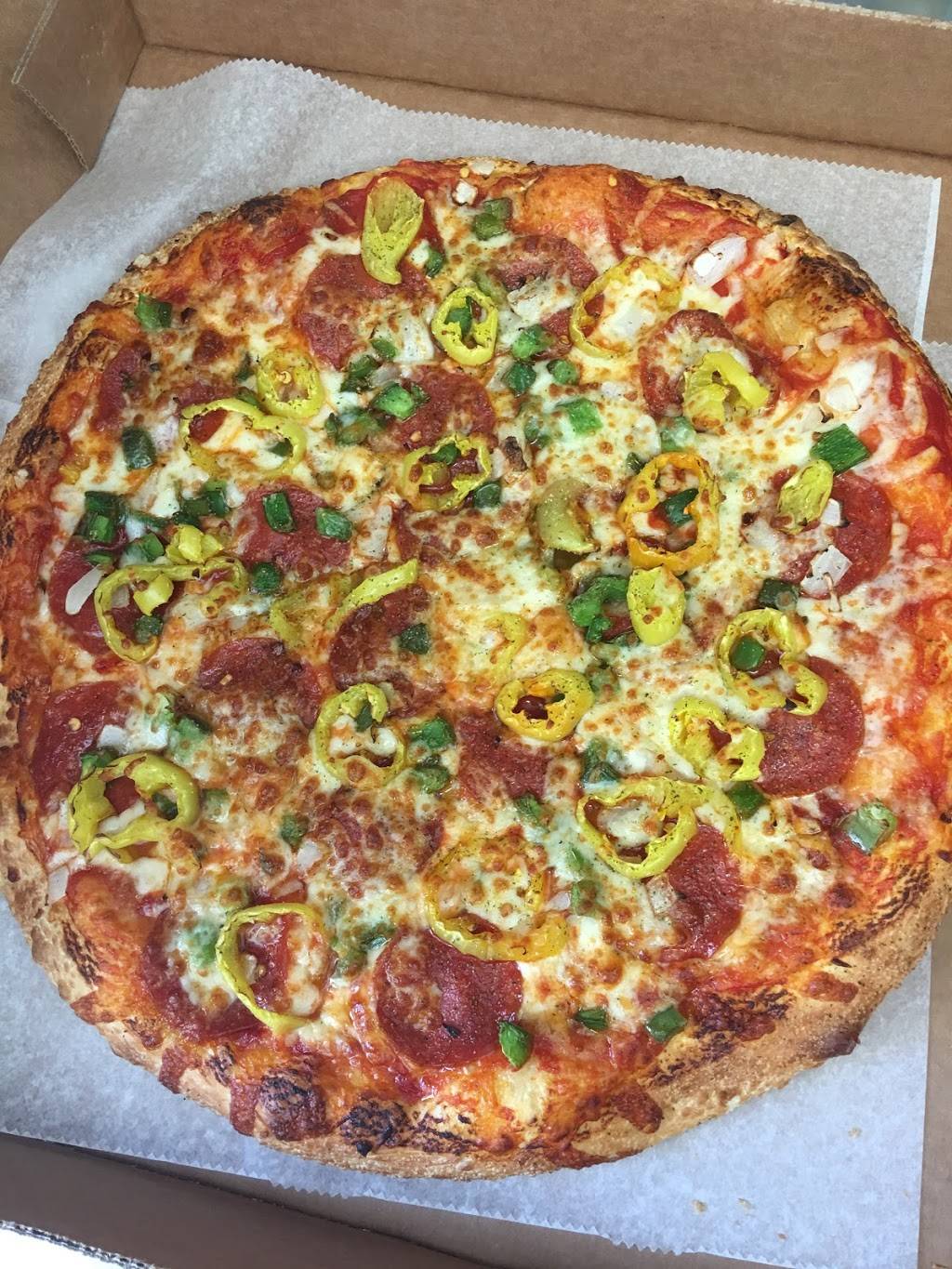 Rocky Tops Pizza- Wayne | restaurant | 360 Mcginnis Dr, Wayne, WV 25570, USA | 3042729988 OR +1 304-272-9988