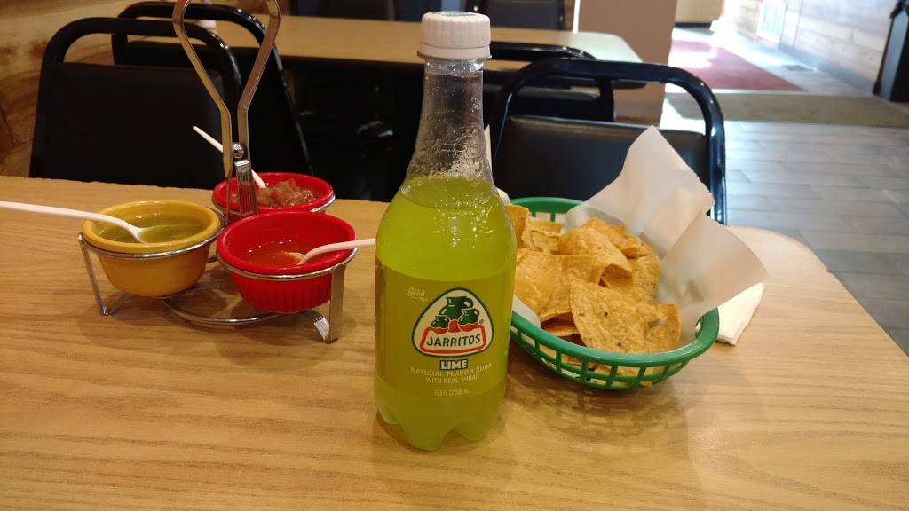 El Burrito Mexicano | restaurant | 936 W Addison St, Chicago, IL 60613, USA | 7733276991 OR +1 773-327-6991