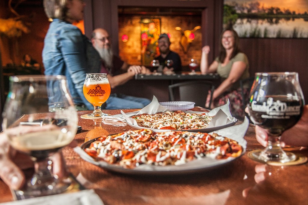 Monk’s Ale House | restaurant | 420 E 8th St, Sioux Falls, SD 57103, USA | 6053382328 OR +1 605-338-2328