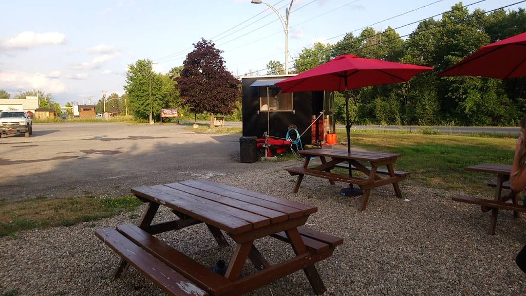 Frites Aloha | restaurant | 1620 Chemin Pink, Gatineau, QC J9J 3N6, Canada | 8197901099 OR +1 819-790-1099