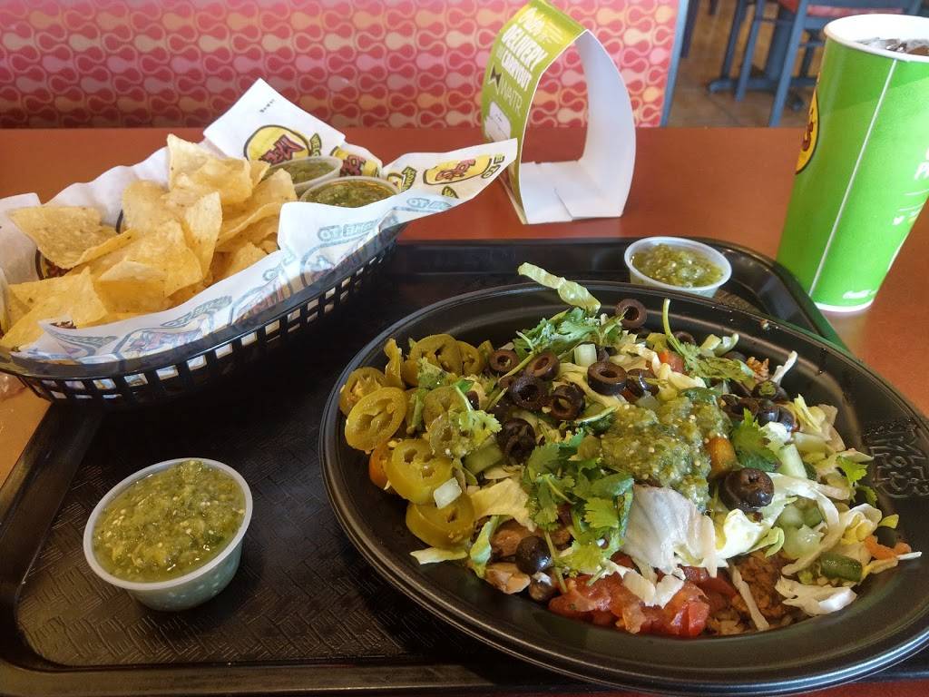 Moes Southwest Grill | restaurant | 1241 Point Mallard Pkwy, Decatur, AL 35601, USA | 2565802817 OR +1 256-580-2817