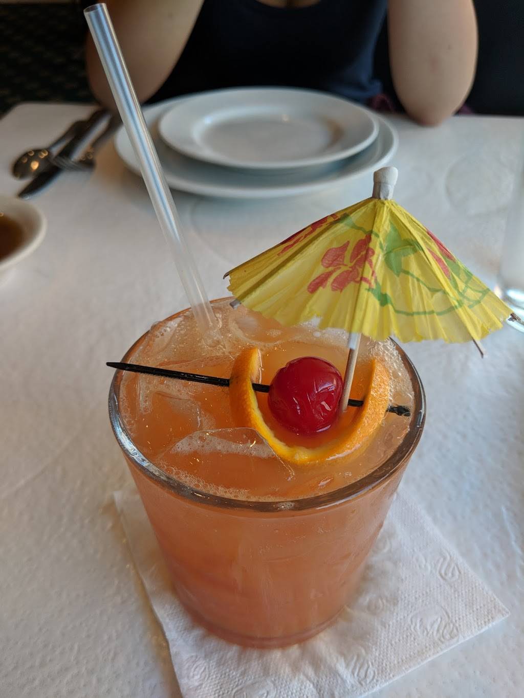 Chef Chows | restaurant | 230 Harvard St, Brookline, MA 02446, USA | 6177392469 OR +1 617-739-2469