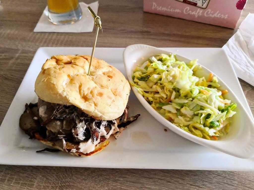 10 Twenty Five | night club | 1025 Santa Barbara Blvd, Cape Coral, FL 33991, USA | 2398290407 OR +1 239-829-0407