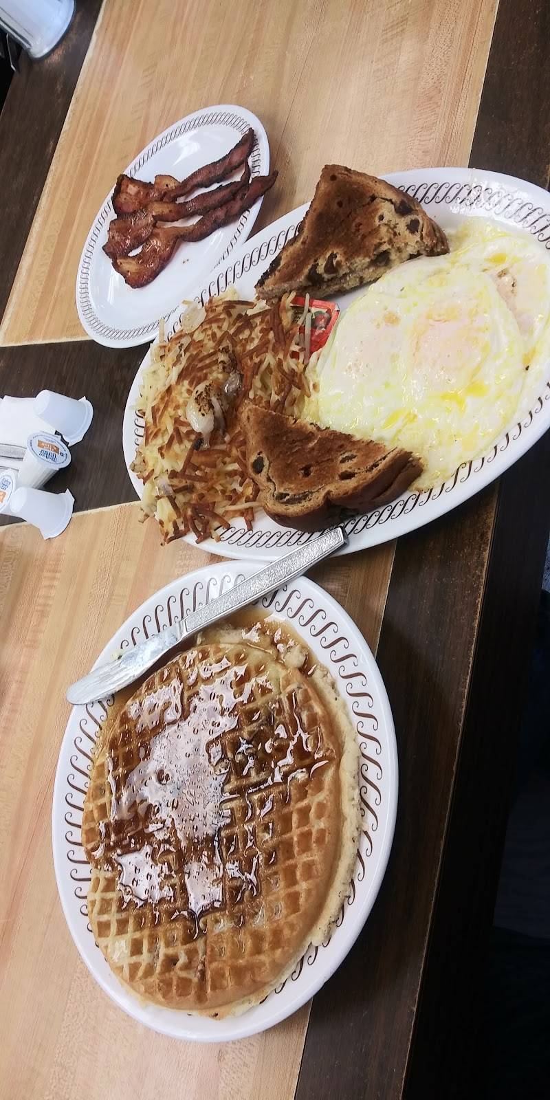 Waffle House | meal takeaway | 819 S Cumberland St, Lebanon, TN 37087, USA | 6154492459 OR +1 615-449-2459