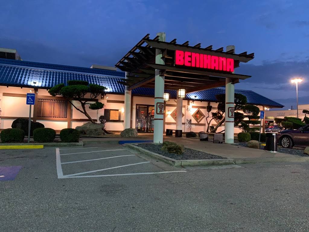 Benihana | restaurant | 9707 Westheimer Rd, Houston, TX 77042, USA | 7137894962 OR +1 713-789-4962