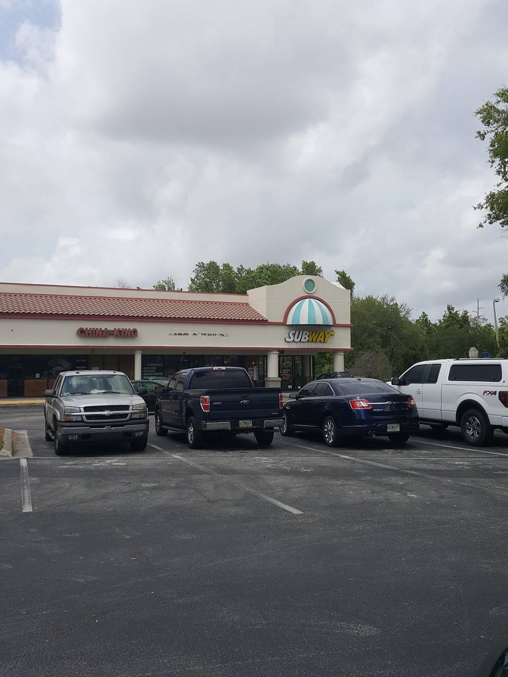 Subway | restaurant | 112 W Mitchell Hammock Rd Ste 113 Oviedo Plaza Shopping Center, Oviedo, FL 32765, USA | 4073667180 OR +1 407-366-7180