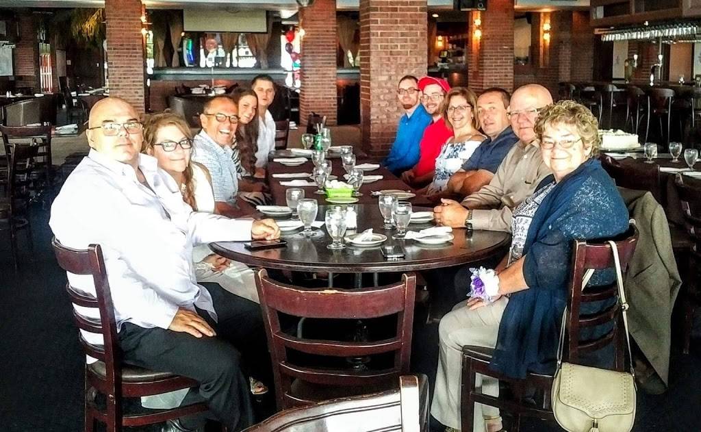 La marina de repentigny | restaurant | 364 Rue Notre-Dame, Repentigny, QC J6A 2S5, Canada | 4505817071 OR +1 450-581-7071