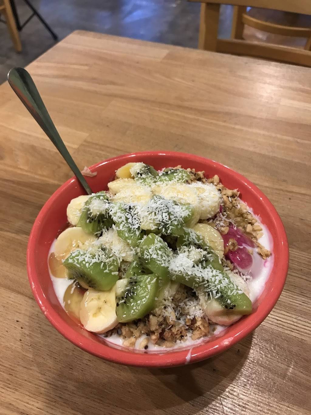 Backyard Bowls | restaurant | Shopping Center, 5668 Calle Real, Goleta, CA 93117, USA | 8057702730 OR +1 805-770-2730