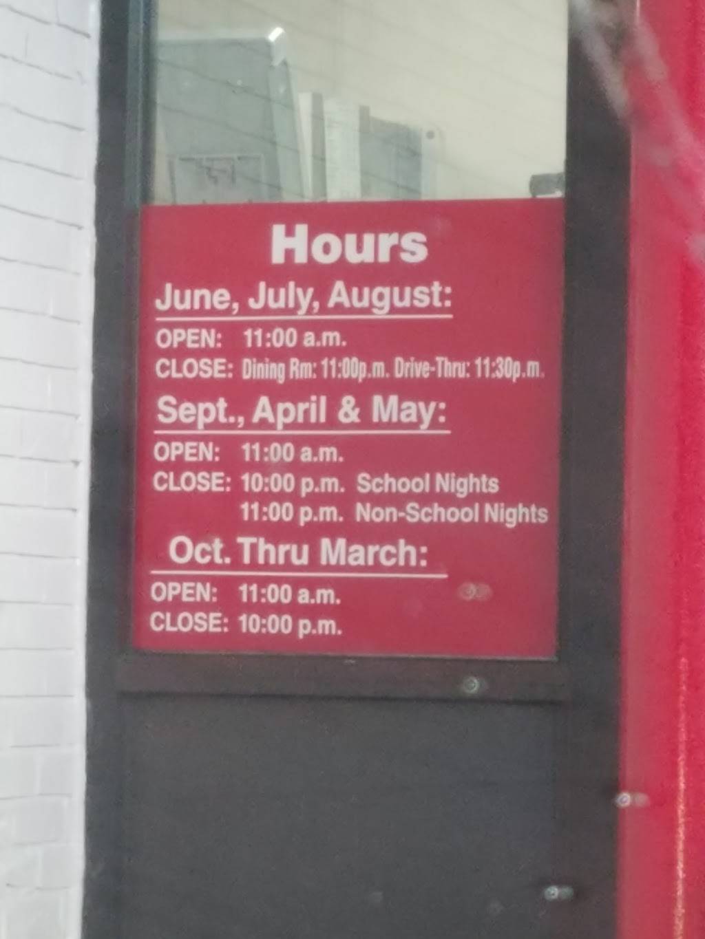 Dairy Queen | restaurant | 3210 W Broadway, Council Bluffs, IA 51501, USA | 7123223424 OR +1 712-322-3424