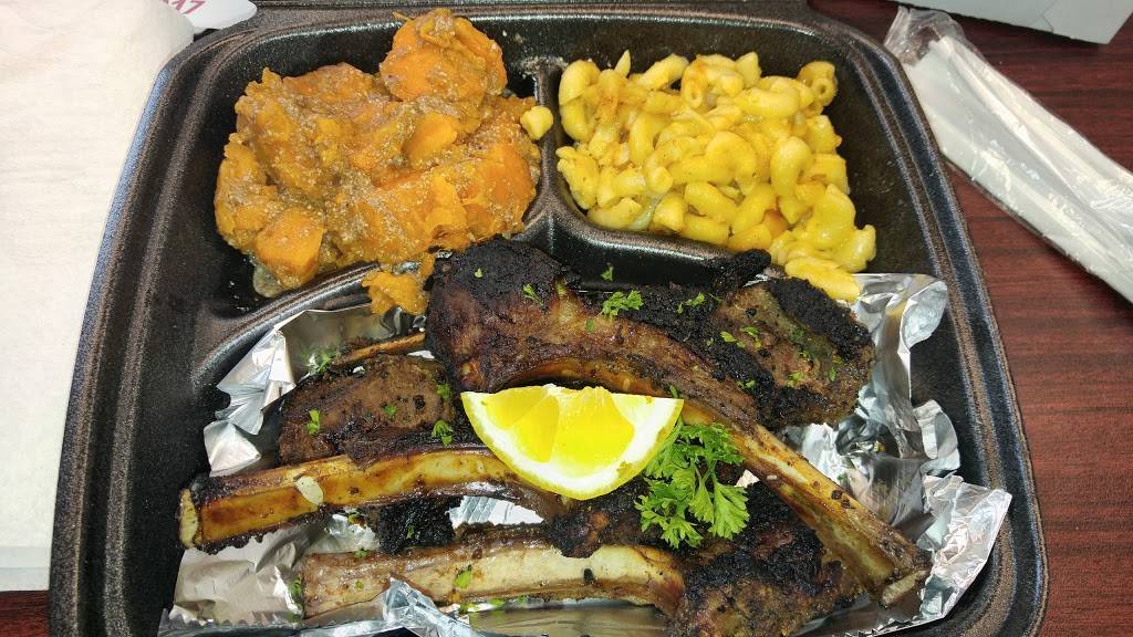 Savo Bar & Grille | restaurant | 2800 South Ave, Youngstown, OH 44502, USA | 3307815425 OR +1 330-781-5425