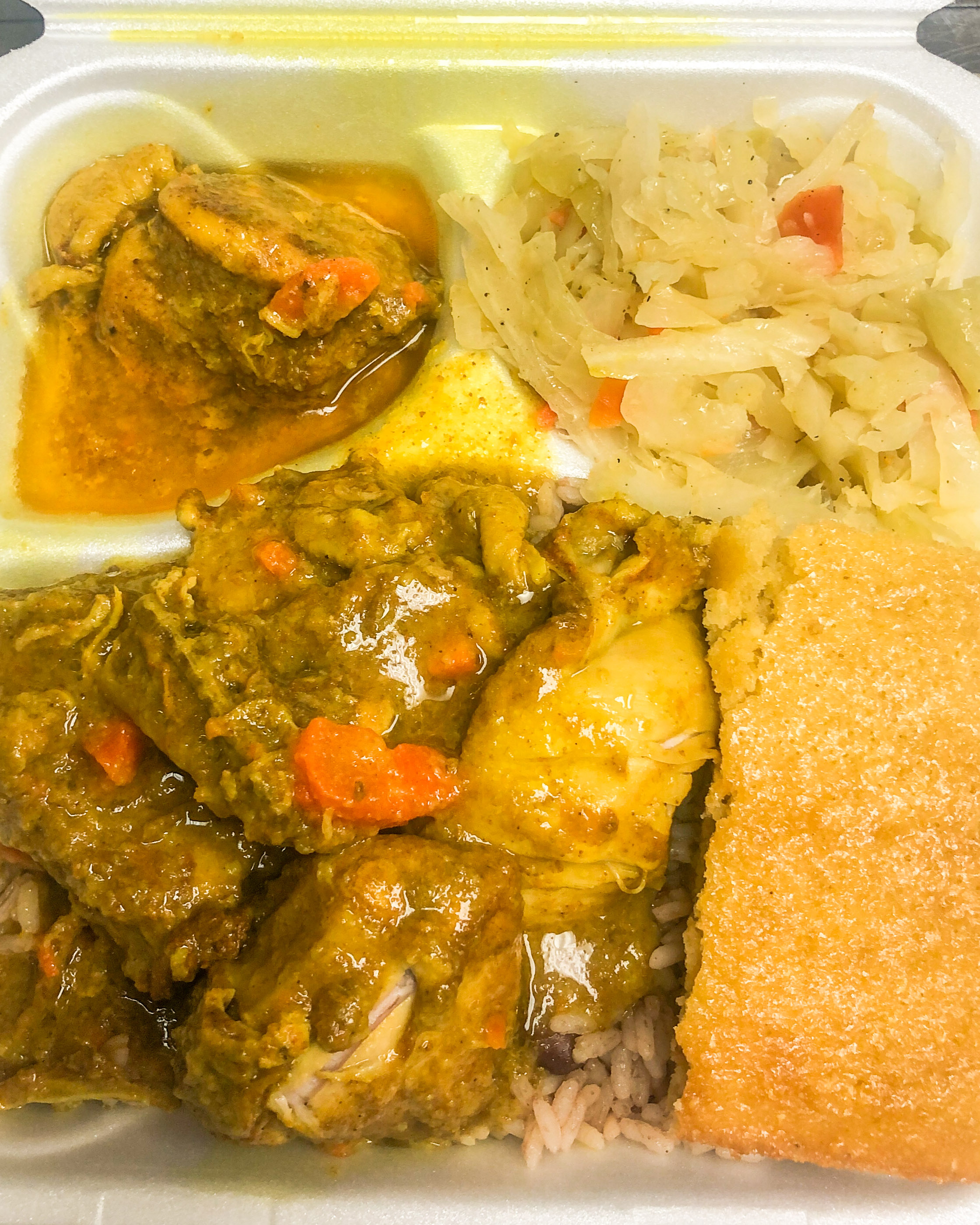 Gees Caribbean Kitchen | restaurant | 140 W McMillan St, Cincinnati, OH 45219, United States | 5136207359 OR +1 513-620-7359