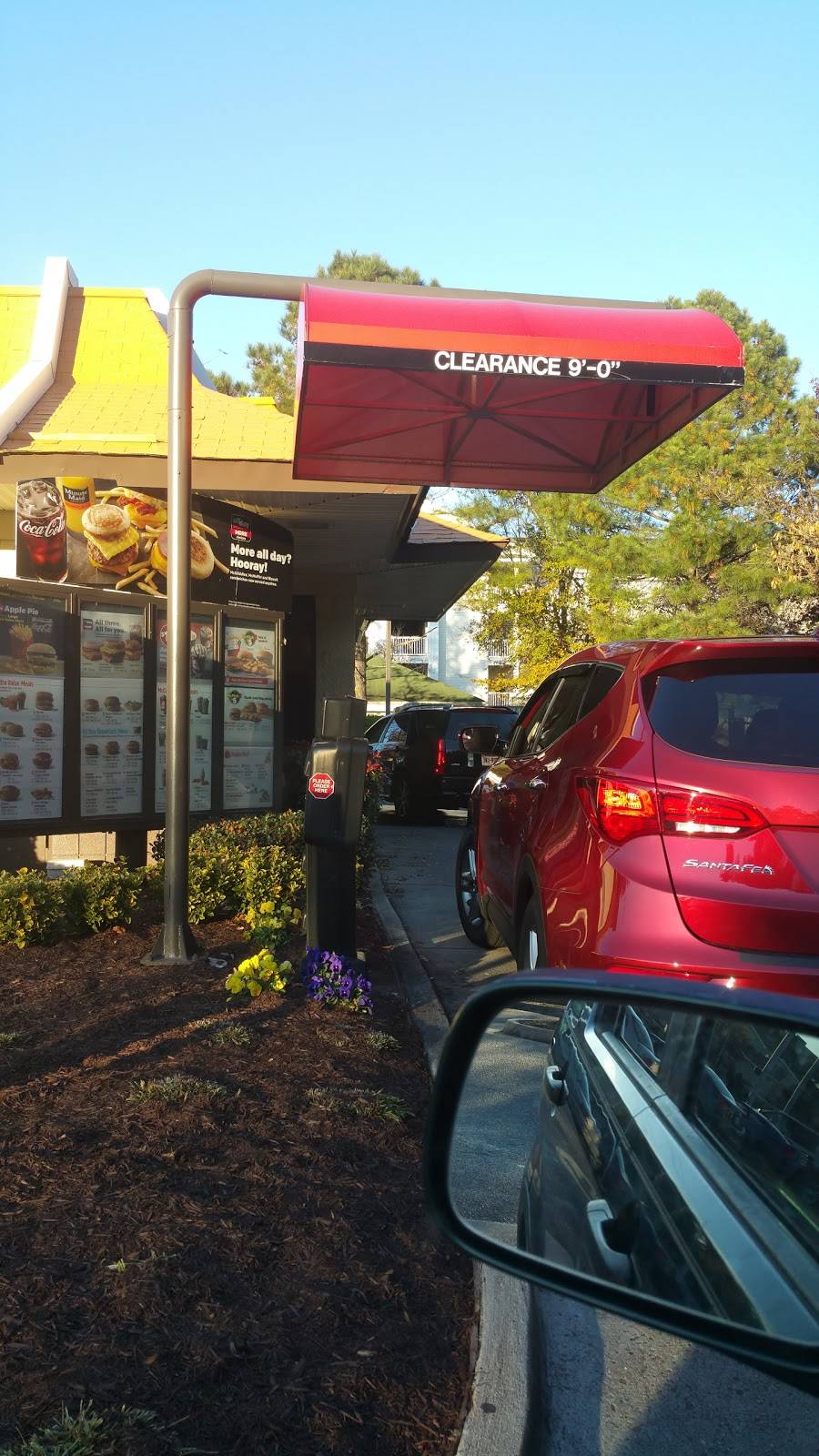 McDonalds | cafe | 404 N Birdneck Rd, Virginia Beach, VA 23451, USA | 7574377297 OR +1 757-437-7297