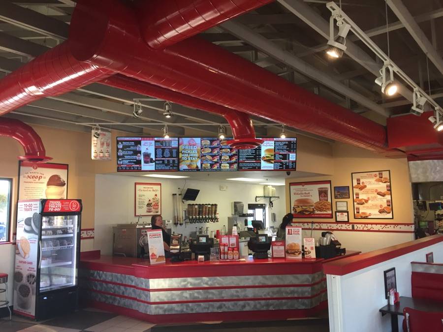 Freddys Frozen Custard & Steakburgers | restaurant | 11674 S 73rd St, Papillion, NE 68046, USA | 4025978909 OR +1 402-597-8909