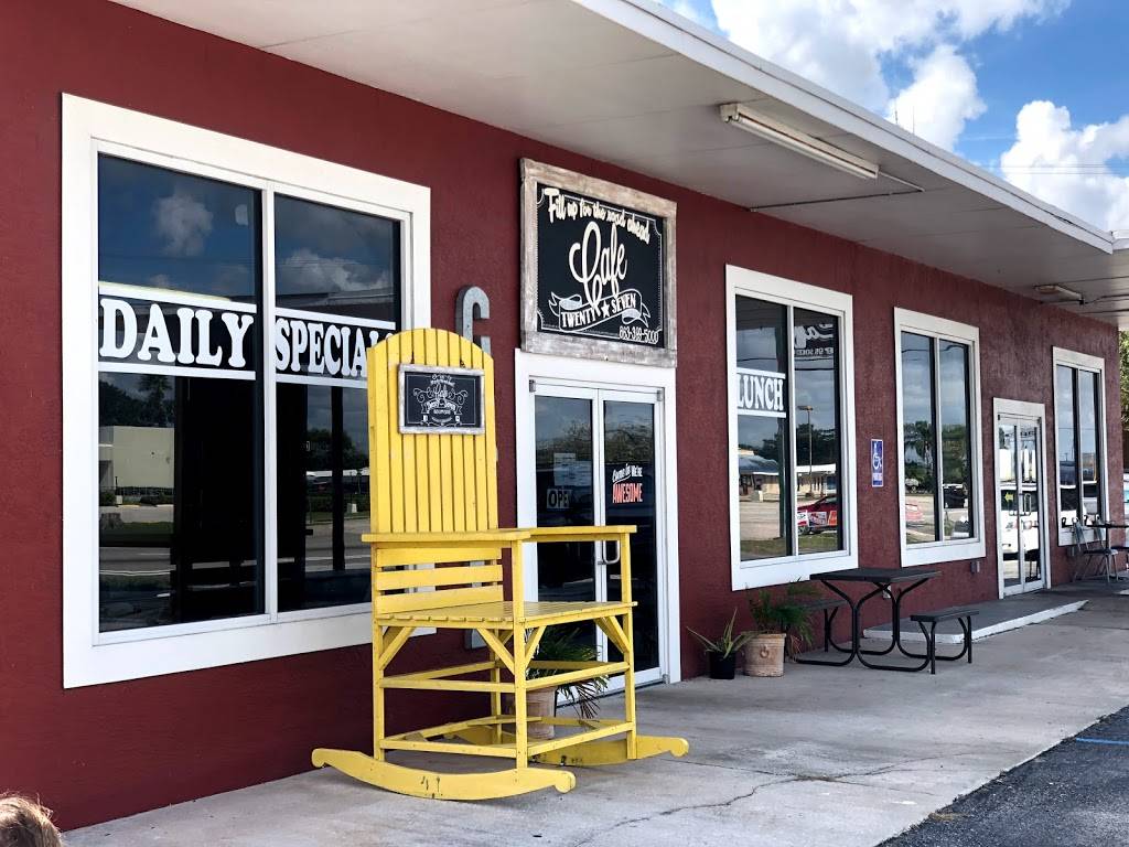Cafe 27 | restaurant | 498 US-27, Moore Haven, FL 33471, USA | 8633995000 OR +1 863-399-5000