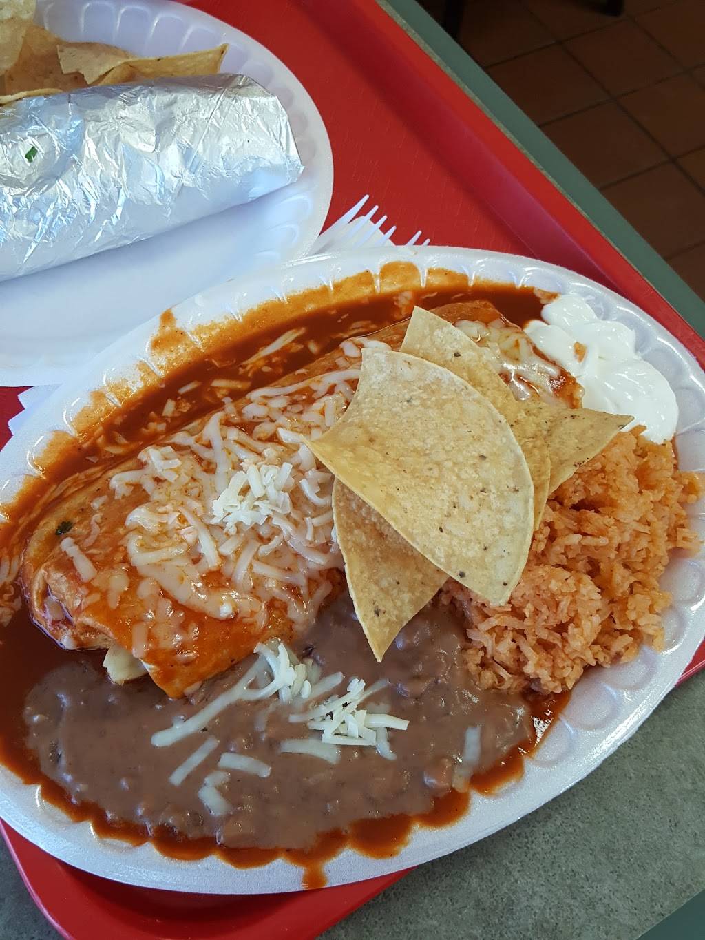 Cocineros Mexican Food | restaurant | 1526 W Mission Blvd, Pomona, CA 91766, USA | 9096222483 OR +1 909-622-2483