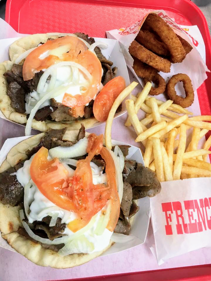 R-Dogs | meal takeaway | 400 E Grand Ave C, Lake Villa, IL 60046, USA | 8473561881 OR +1 847-356-1881