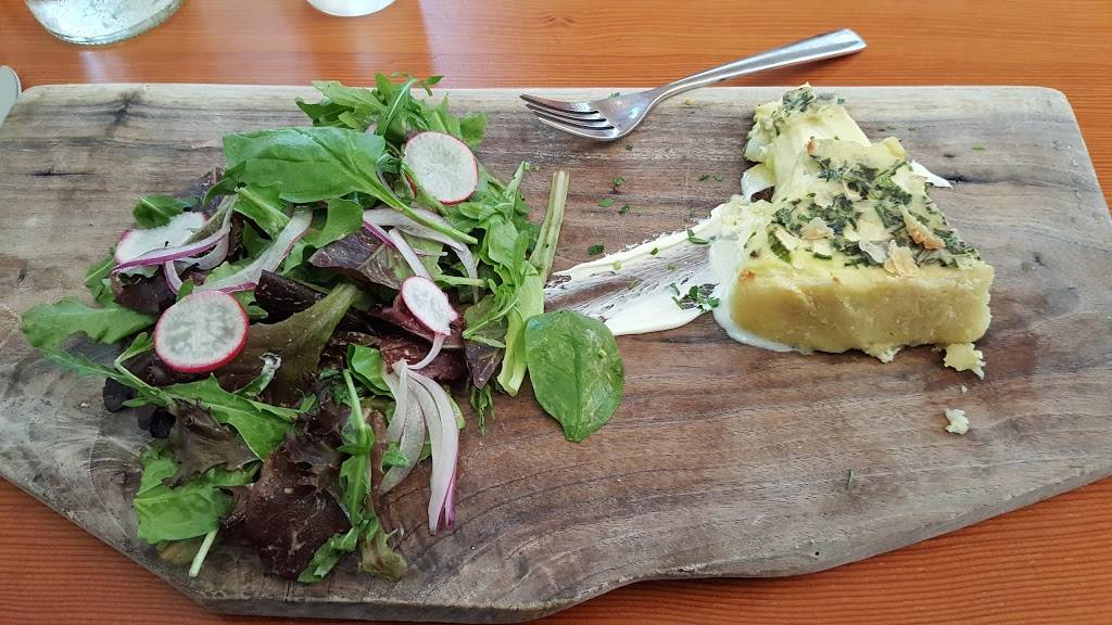 Olivia | restaurant | 2043 S Lamar Blvd, Austin, TX 78704, USA | 5128042700 OR +1 512-804-2700