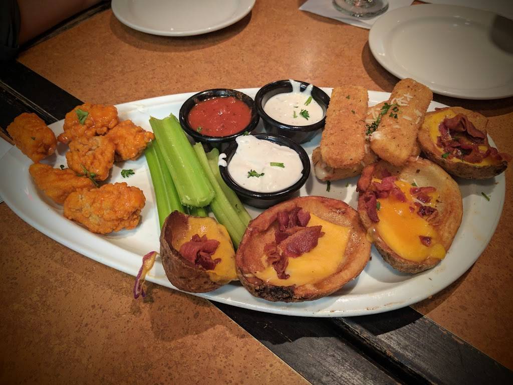 TGI Fridays | restaurant | Dallas-Fort Worth, Intl Airport, Terminal C, Gate 30, Dallas, TX 75261, USA | 9725740420 OR +1 972-574-0420