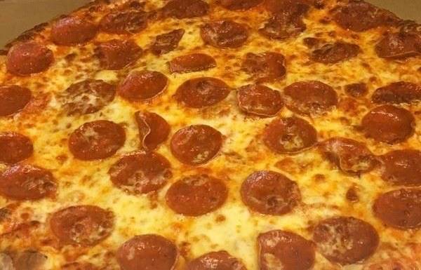 Uncle Mikes Hometown Pizza | restaurant | 3700 Milton Ave, Camillus, NY 13031, USA | 3154680676 OR +1 315-468-0676