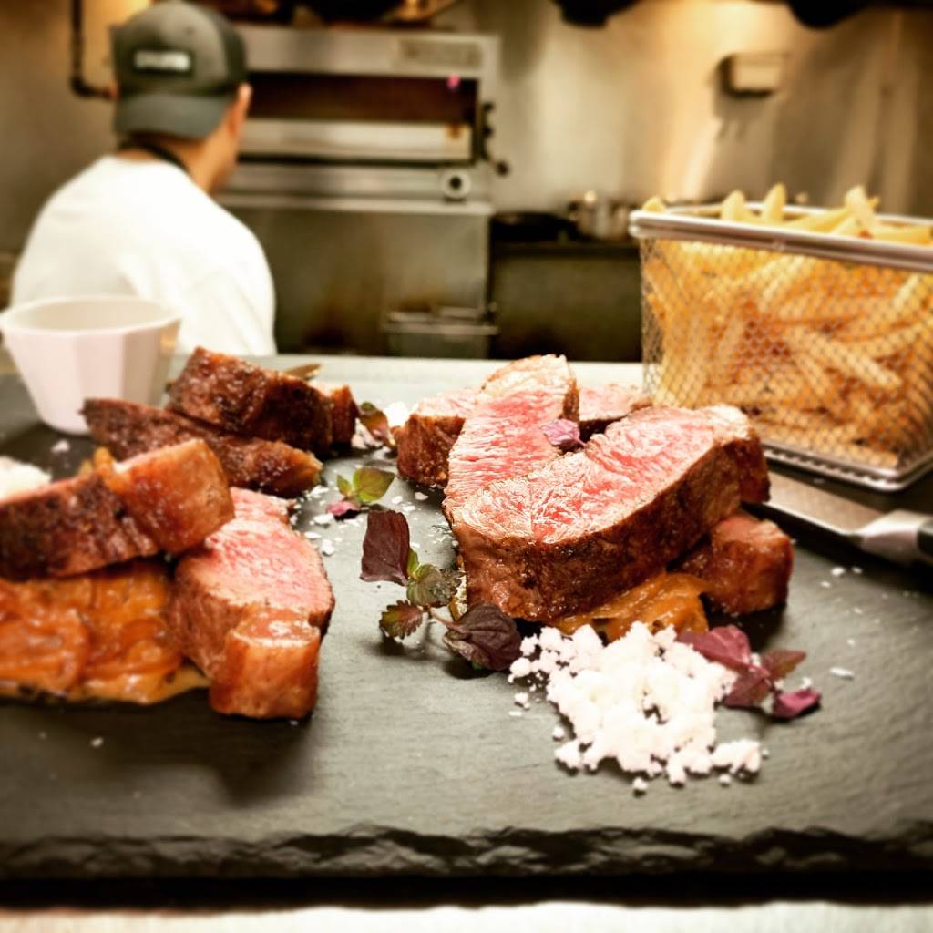 Aniq | restaurant | 403 Roncesvalles Ave, Toronto, ON M6R 2N1, Canada | 4165882930 OR +1 416-588-2930