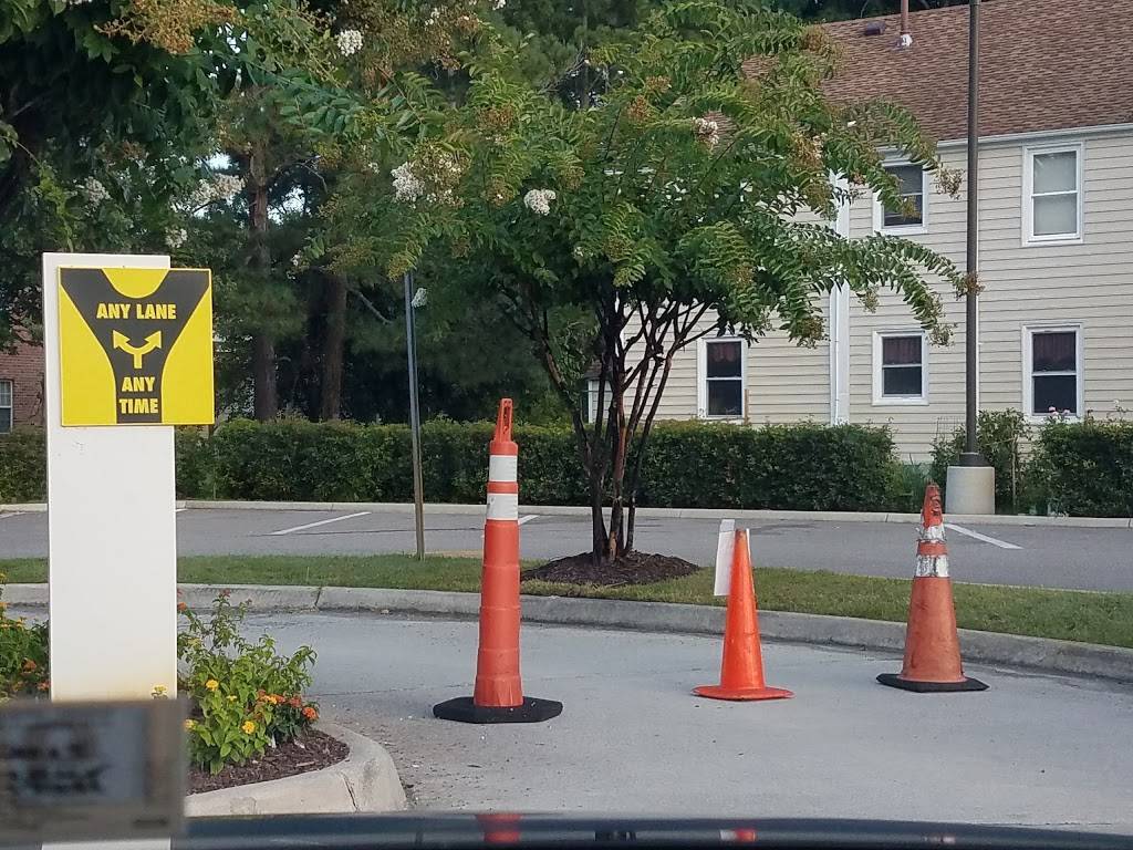 McDonalds | cafe | 400 S Battlefield Blvd, Chesapeake, VA 23322, USA | 7574823700 OR +1 757-482-3700